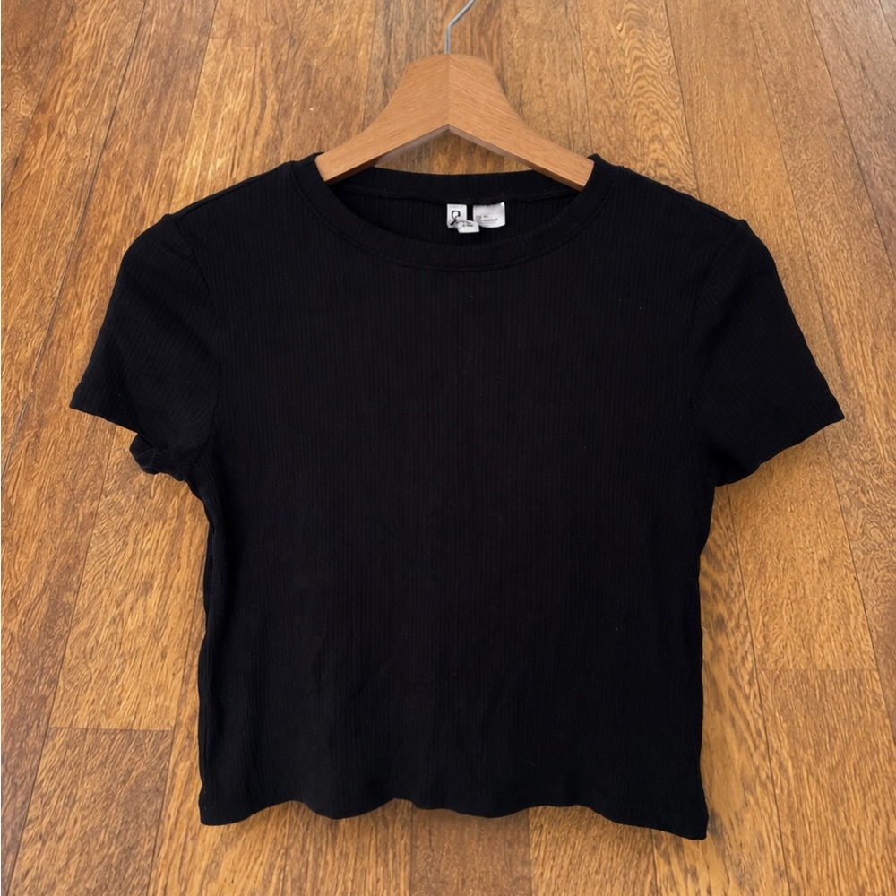 H&M Black Ribbed Short Sleeve Crop Tee